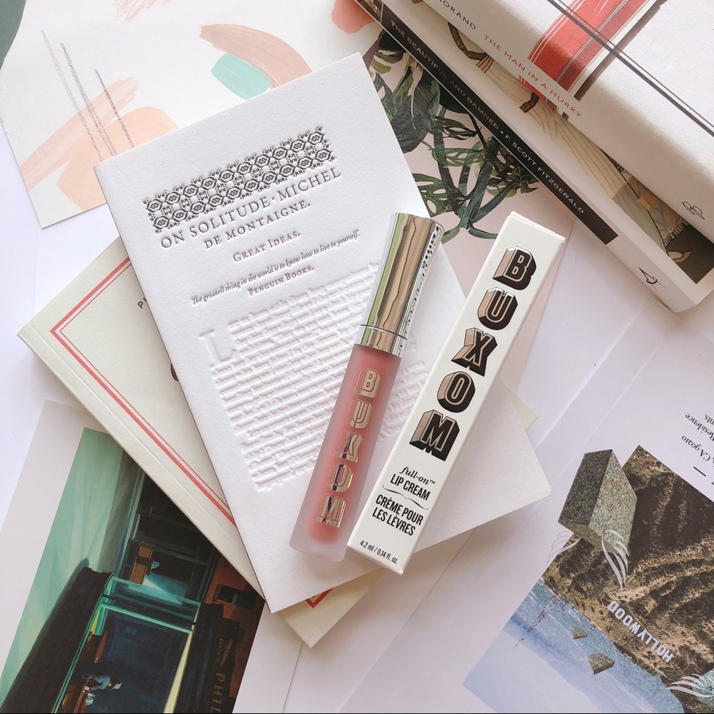 Sold Out Shade🔥NIB Buxom Plumping Lip Cream Gloss